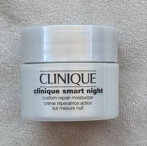 CLINIQUE Smart Night Custom-Repair Moisturizer